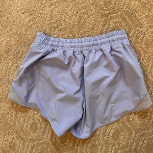Lululemon mid rise short worn twice